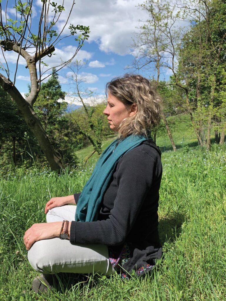 Grazie Roncaglia in meditazione