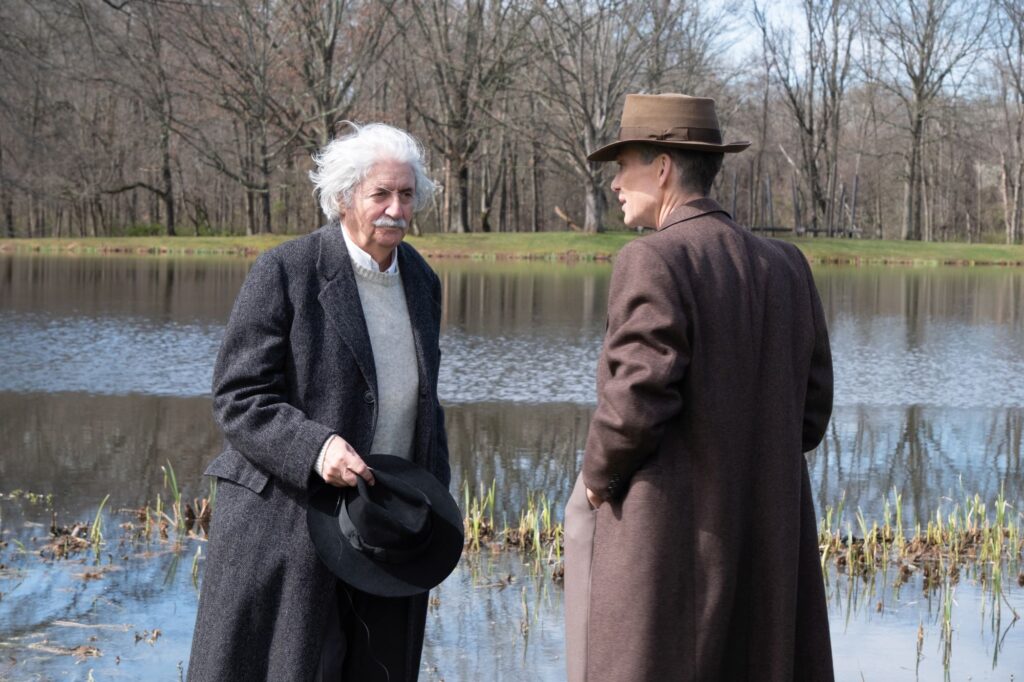 L'incontro tra Einstein e Oppenheimer