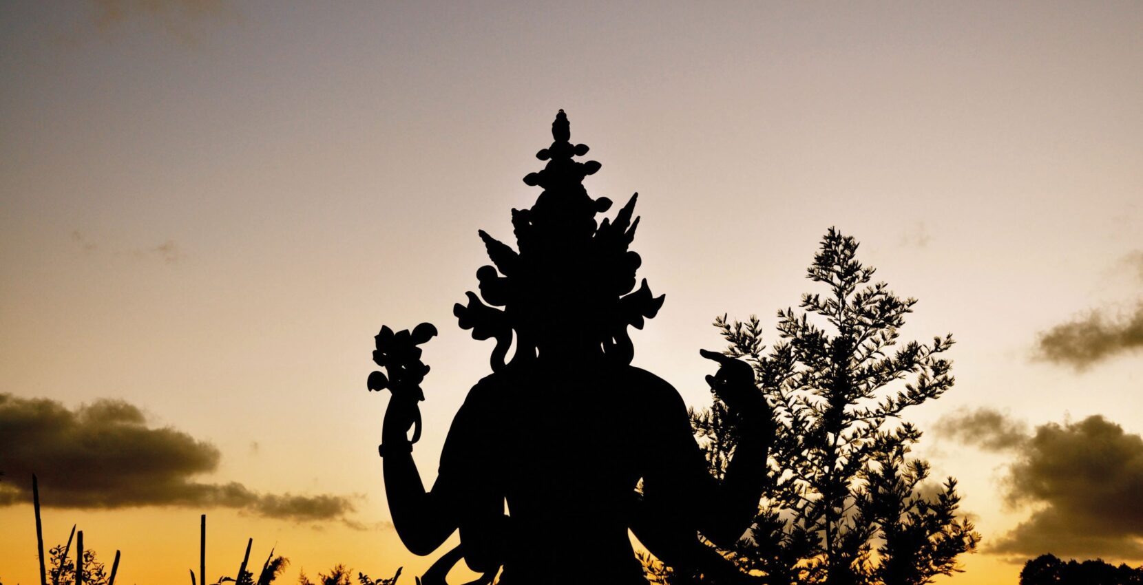 La grande statua del Buddha a Pomaia