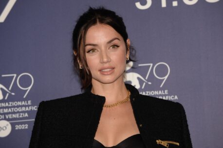 Ana de Armas a Venezia per Blonde